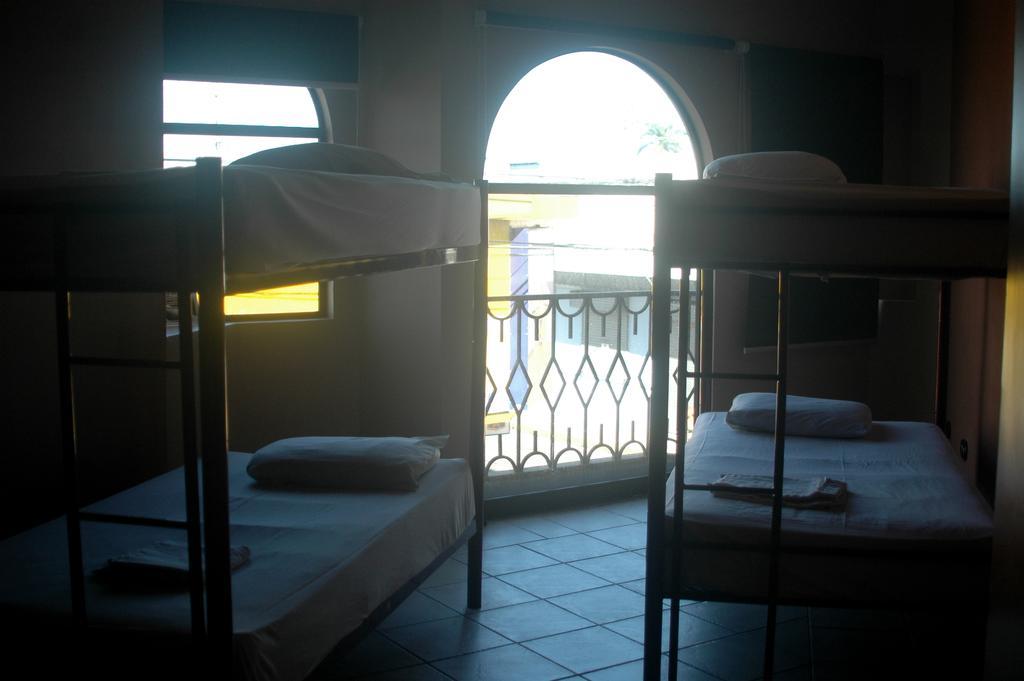 Alajuela Backpackers Airport Hostel Zimmer foto